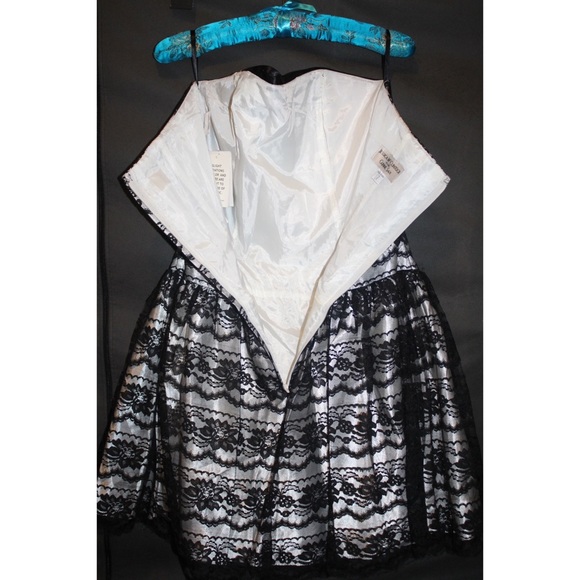 Jessica McClintock X Gunne Sax - Picture 6 of 6